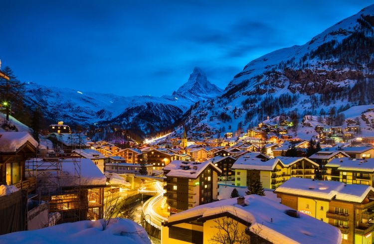 6 Snow Travel Safety Tips: How to Stay Safe this Winter